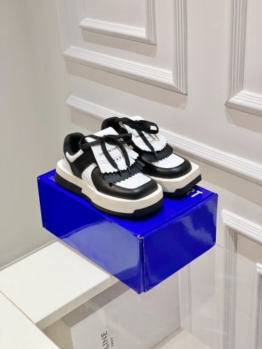 Women C*HOCO C*ONCERT Top Sneaker