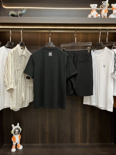 G*ivenchy Top Quality Suit