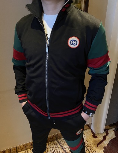 G*ucci Top Quality Suit