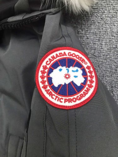 C*anada G*oose Top Quality Clothes