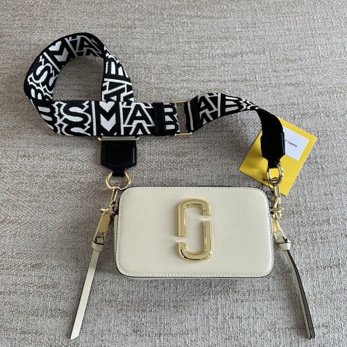 M*ARC J*ACOBS Top Bag 18*11*6CM