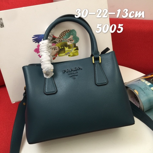 P*rada Bag Top Quality 30*22*13CM