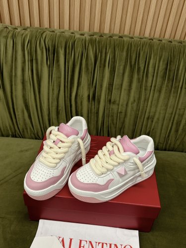 Men Women 𝑉*𝐴𝐿𝐸𝑁𝑇𝐼𝑁𝑂 Top Sneakers