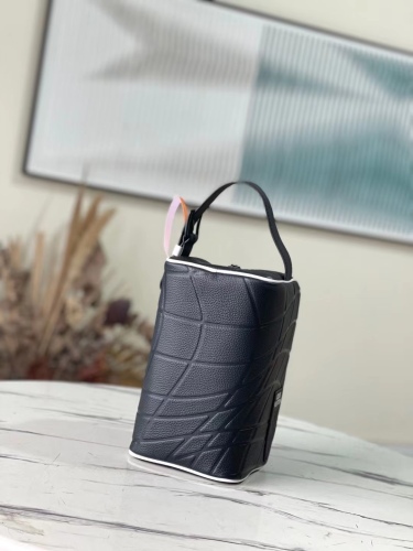 L*ouis V*uitton Top Bag 15*24*15CM