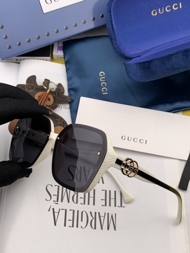 G*ucci Glasses Top Quality