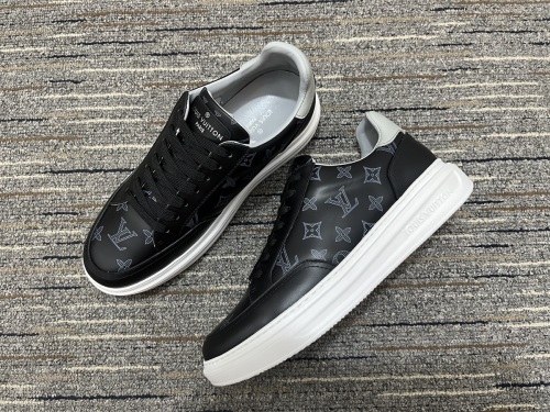 Men L*ouis V*uitton Top Sneakers