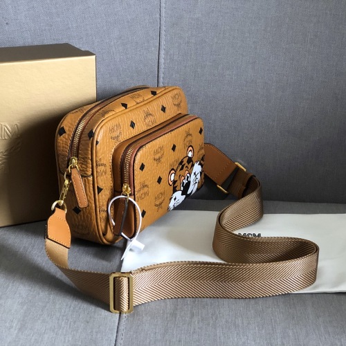 M*CM Bag Top Quality 22*15*9CM