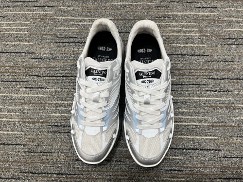 Men 𝑉*𝐴𝐿𝐸𝑁𝑇𝐼𝑁𝑂 Top Sneakers