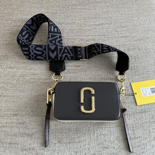 M*ARC J*ACOBS Top Bag 18*11*6CM