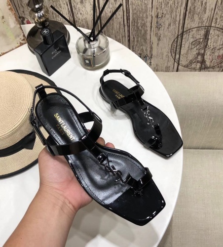 Women Y*SL Top Pumps