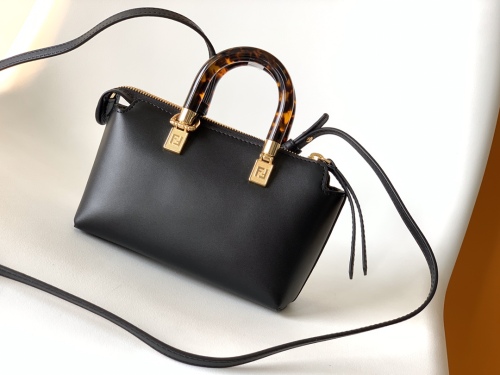 F*endi Bag Top Quality 17*18*8CM