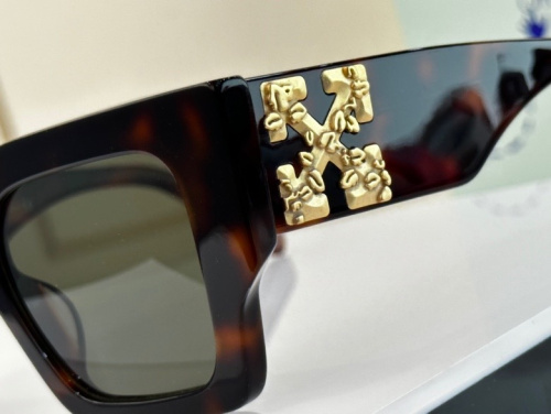 O*ff W*hite Glasses Top