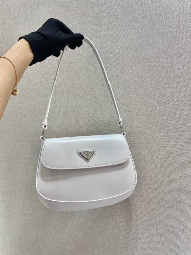P*rada Bag Top Quality 23*18*4CM