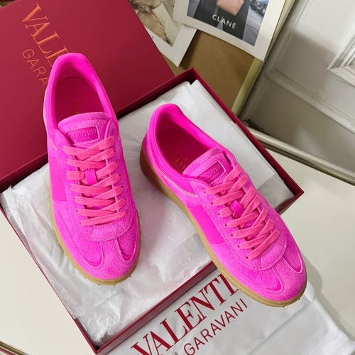 Men Women 𝑉*𝐴𝐿𝐸𝑁𝑇𝐼𝑁𝑂 Top Sneakers