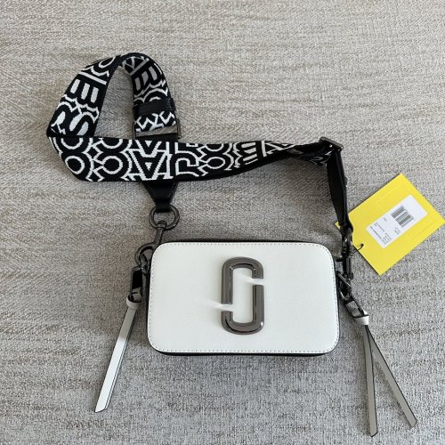 M*ARC J*ACOBS Top Bag 18*11*6CM
