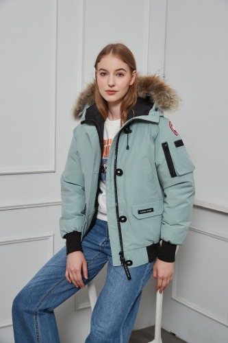 C*anada G*oose Top Quality Clothes