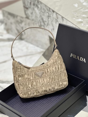 P*rada Top Bag 22*18*6CM