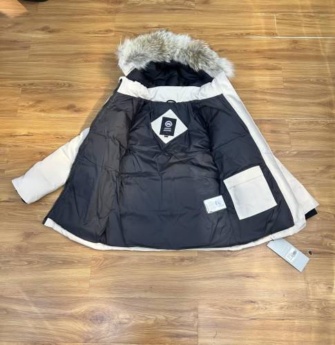 C*anada G*oose Top Quality Clothes