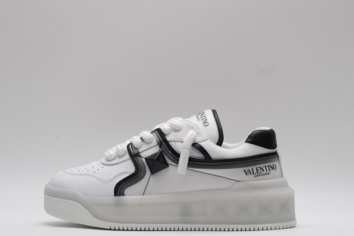 Men Women 𝑉*𝐴𝐿𝐸𝑁𝑇𝐼𝑁𝑂 Top Sneakers