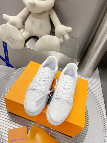 Men L*ouis V*uitton Top Sneakers