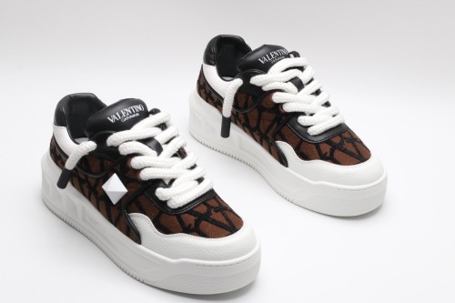 Men Women 𝑉*𝐴𝐿𝐸𝑁𝑇𝐼𝑁𝑂 Top Sneakers