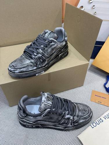 Men Women L*ouis V*uitton Top Sneakers Message US pics for More products on whatsapp