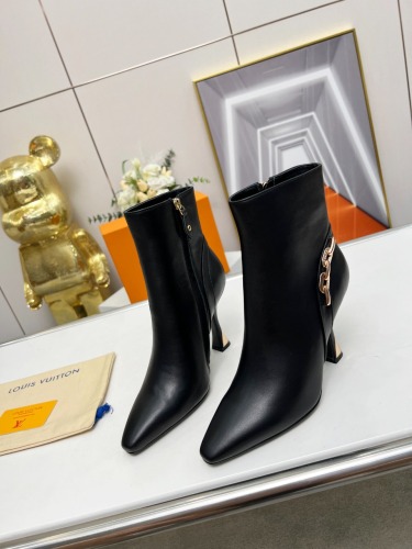 Women L*ouis V*uitton Top Sneakers