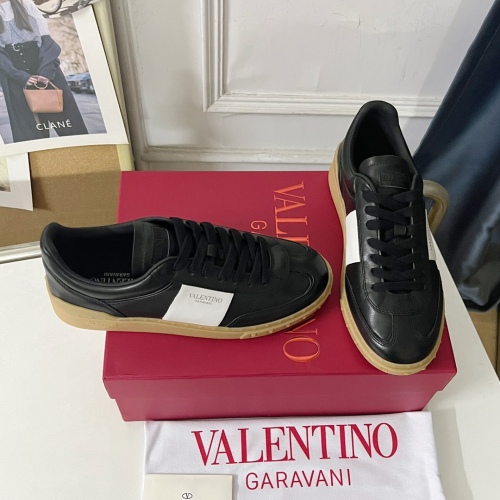 Men Women 𝑉*𝐴𝐿𝐸𝑁𝑇𝐼𝑁𝑂 Top Sneakers