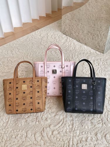M*CM Bag Top Quality 19*8*17CM
