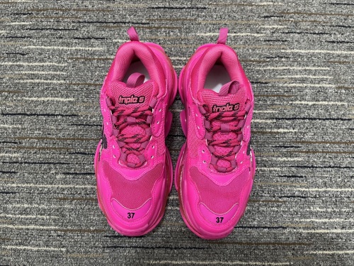Women B*alenciaga Top Sneakers Message US pics for More products on whatsapp