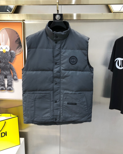 C*anada G*oose Top Quality Clothes