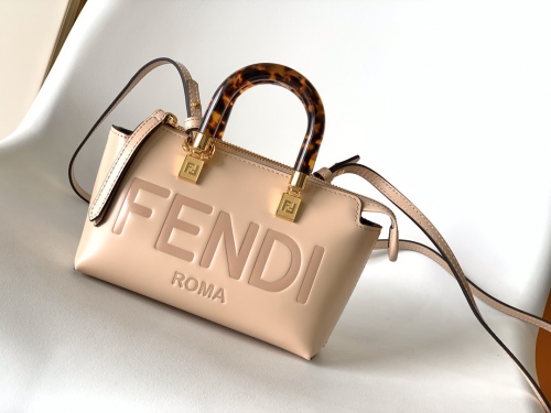 F*endi Bag Top Quality 17*18*8CM