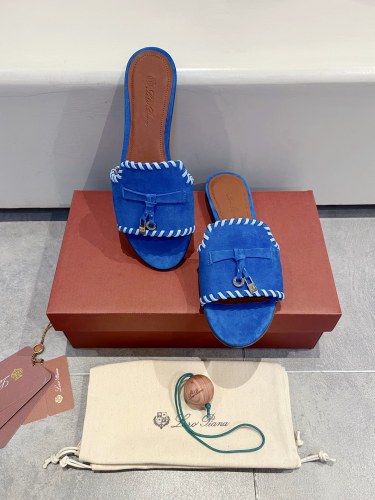 Women L*oro P*iana Top Sandals