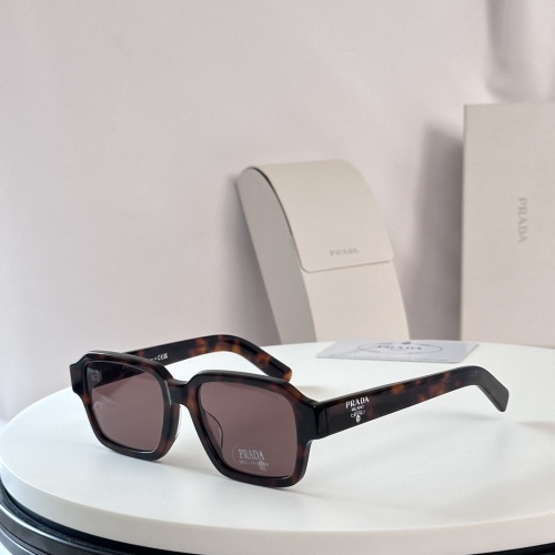 P*rada Glasses Top Quality