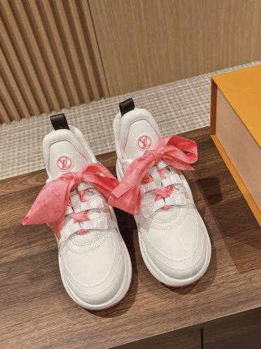 Women L*ouis V*uitton Archlight Top Sneaker