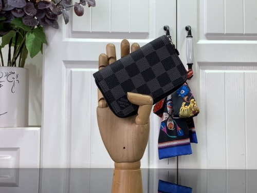 L*ouis V*uitton Top Wallets 7*11*2CM