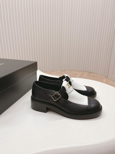 Women C*hanel Top Sneaker