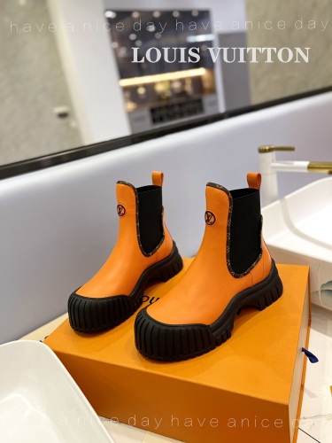 Women L*ouis V*uitton Top Sneakers