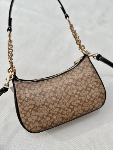 C*oach Top Bag 24.5*15.5*7.5CM