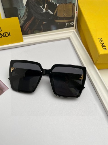 F*endi Glasses Top Quality