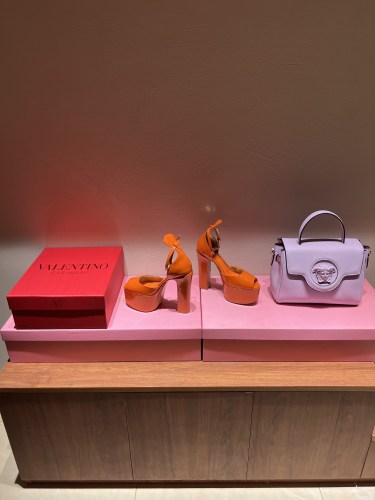 Women V*alentino Top Sandals