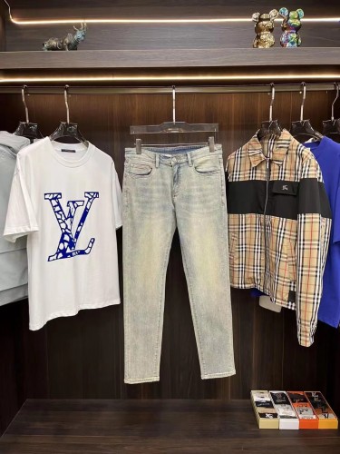 B*urberry Top Quality Clothes
