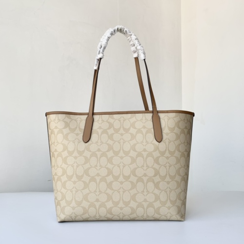 C*oach Top Bag 33*29*16CM