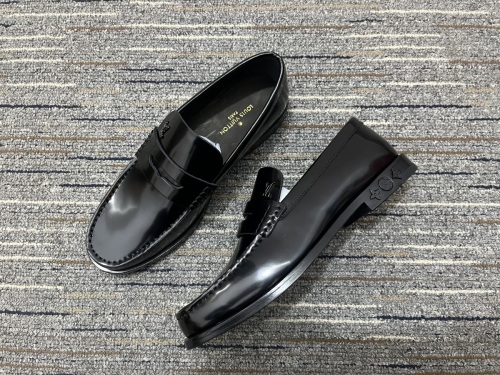 Men L*ouis V*uitton Top Sneakers