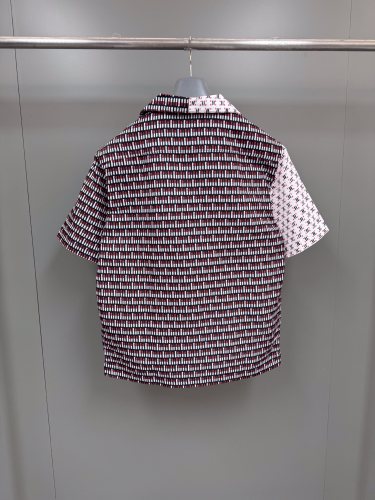 P*rada Top Quality Clothes