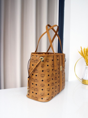 M*CM Bag Top Quality 17*36*28CM