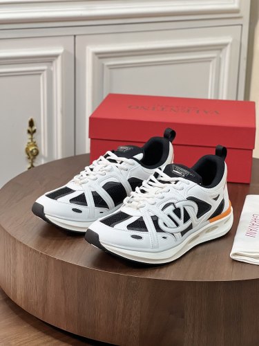 Men 𝑉*𝐴𝐿𝐸𝑁𝑇𝐼𝑁𝑂 Top Quality Sneakers