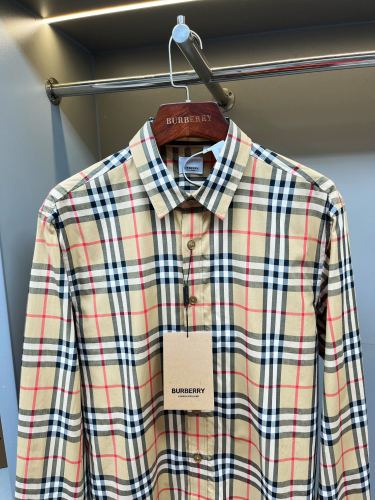 B*urberry Top Quality Clothes