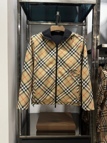 B*urberry Top Quality Clothes