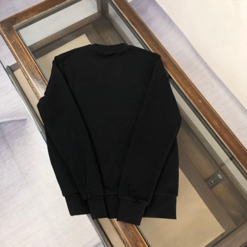 P*rada Top Quality Clothes